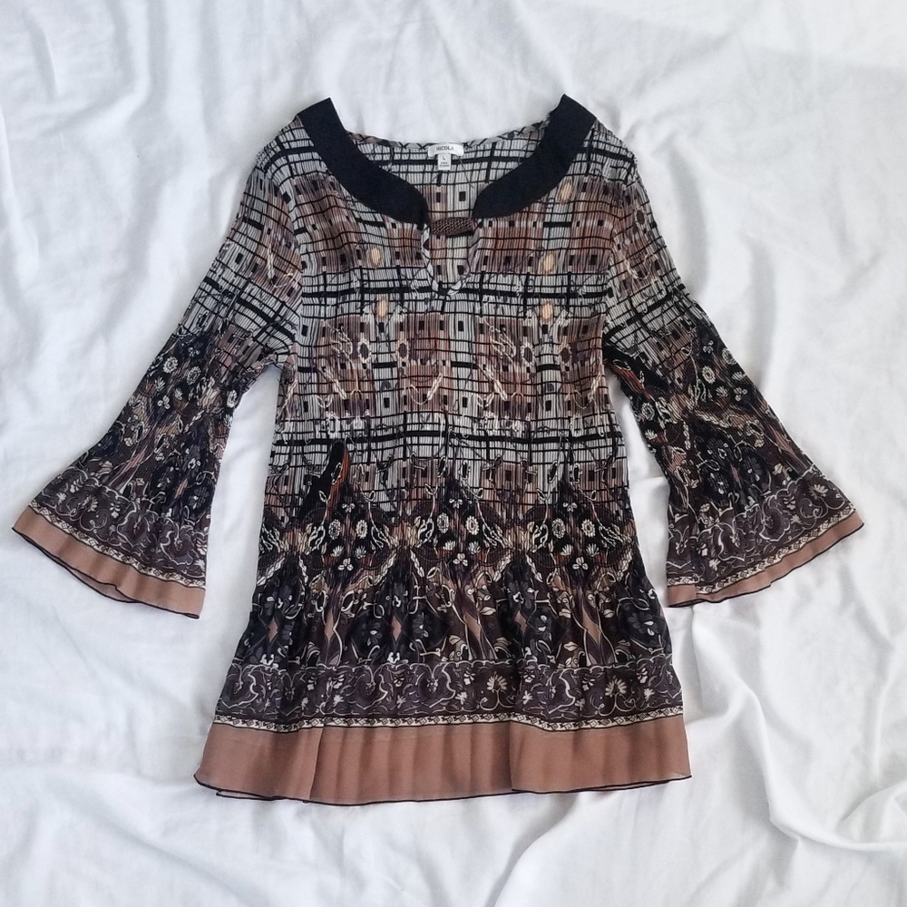 Y2k inspired blouse